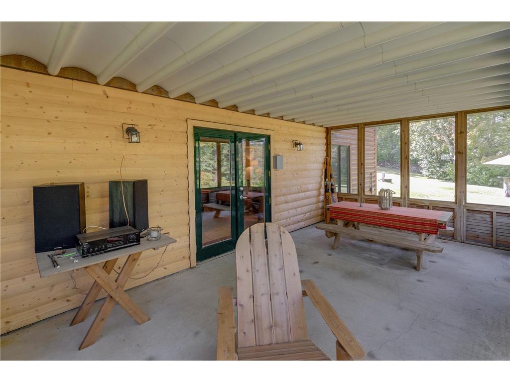 1048 County 11 NW Hackensack MN 56452 - Woman 6677658 image41