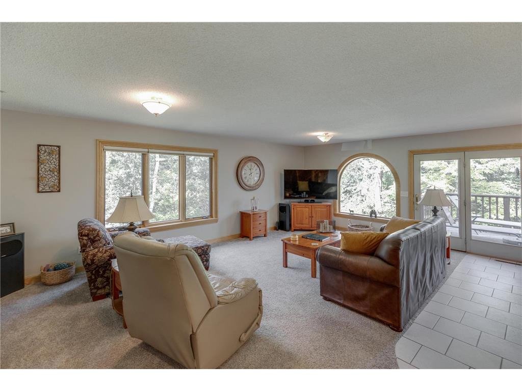 1048 County 11 NW Hackensack MN 56452 - Woman 6677658 image7