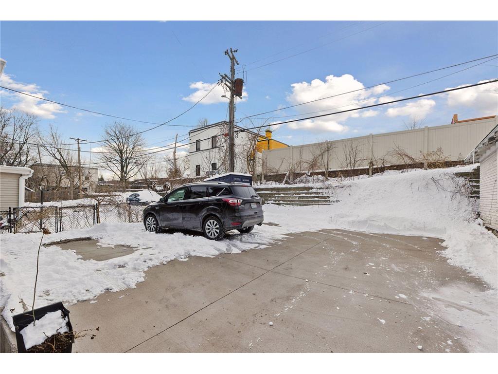 1048 Dayton Avenue Saint Paul MN 55104 7035898 image39