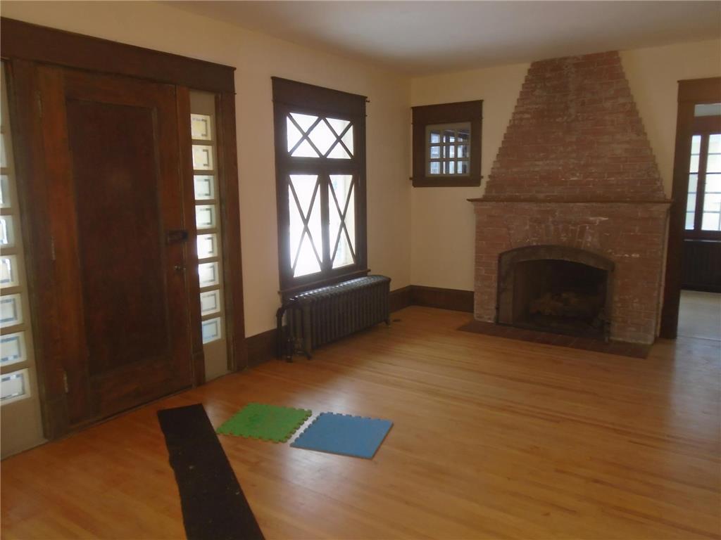 1048 Linwood Avenue Saint Paul MN 55105 6825338 image4