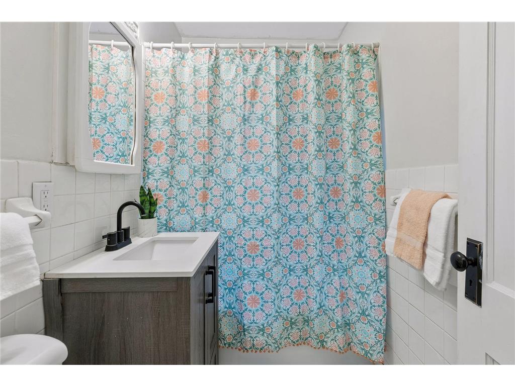 1048 Ottawa Avenue West Saint Paul MN 55118 7028744 image14