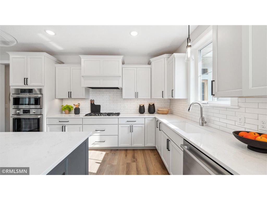 10484 56th Place N Lake Elmo MN 55042 7002913 image22