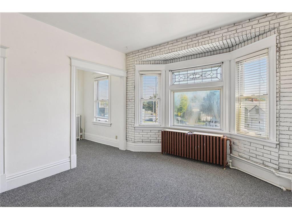 1049 7th Street W Saint Paul MN 55102 7061042 image12