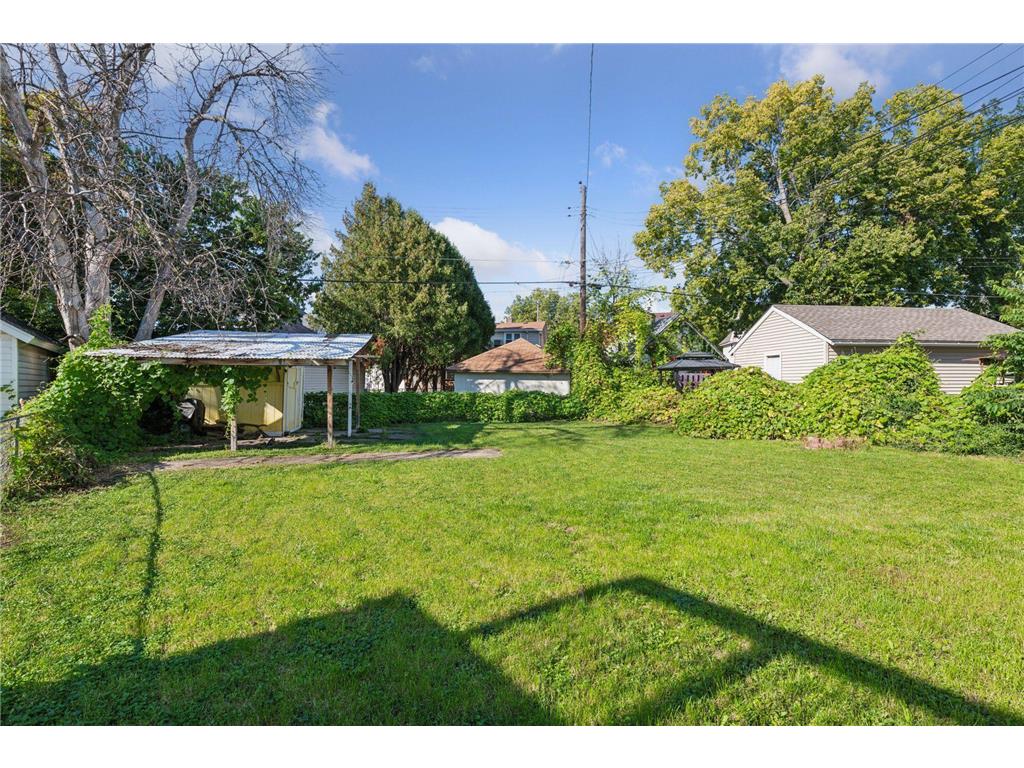 1049 7th Street W Saint Paul MN 55102 7061042 image42