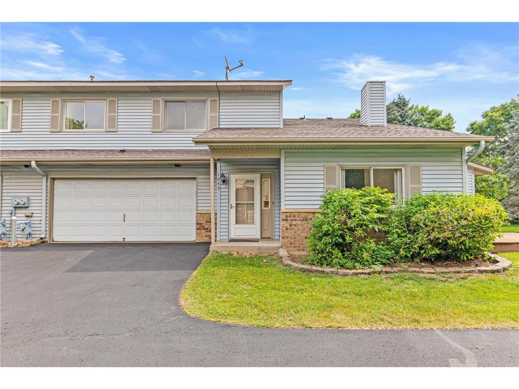 1049 Aston Circle Burnsville MN 55337 6764987 image1