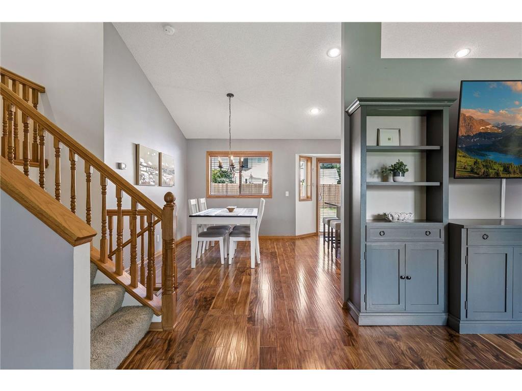 1049 Bonnieview Drive Woodbury MN 55129 7093018 image10