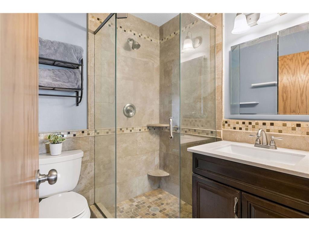 1049 Bonnieview Drive Woodbury MN 55129 7093018 image21