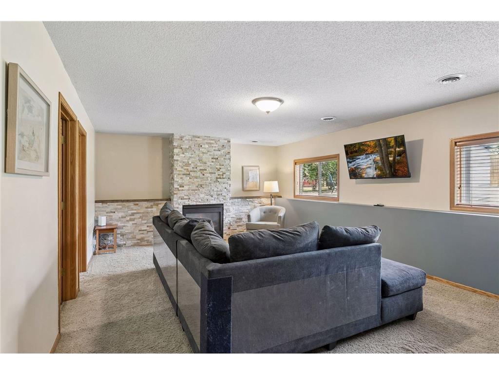 1049 Bonnieview Drive Woodbury MN 55129 7093018 image26