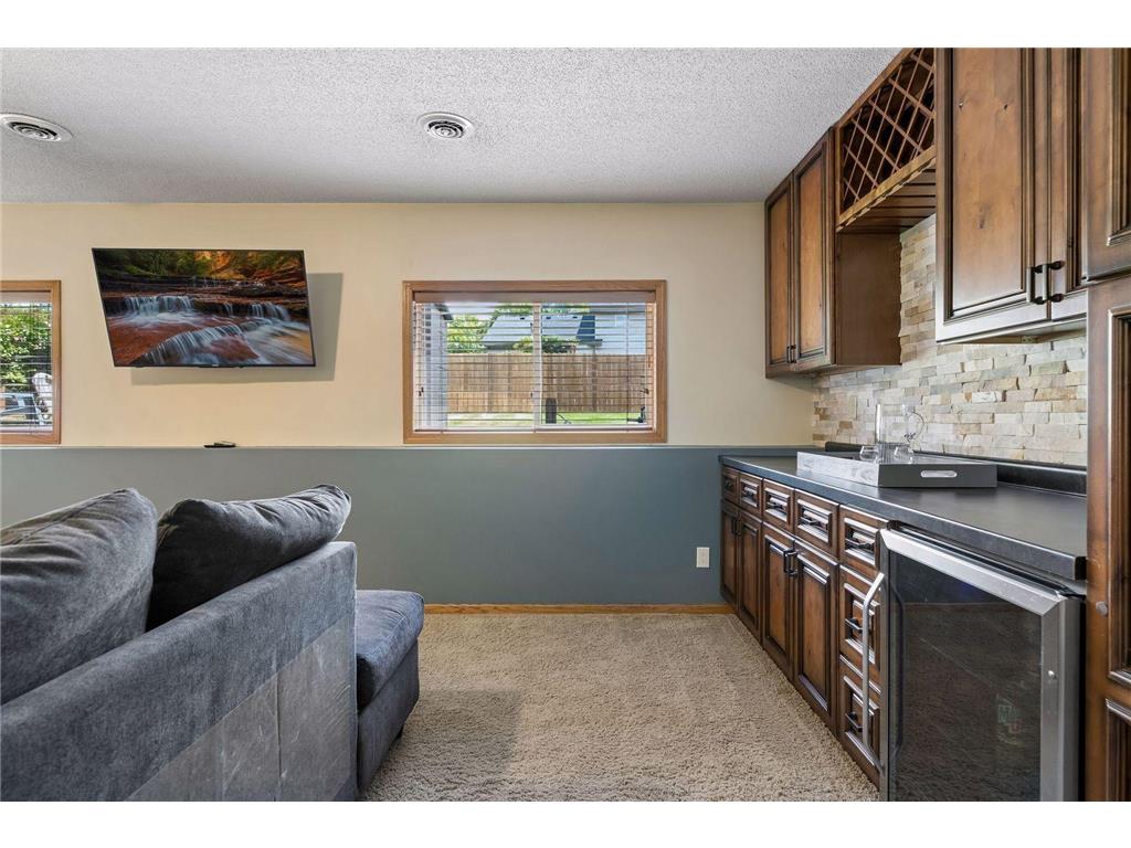 1049 Bonnieview Drive Woodbury MN 55129 7093018 image30