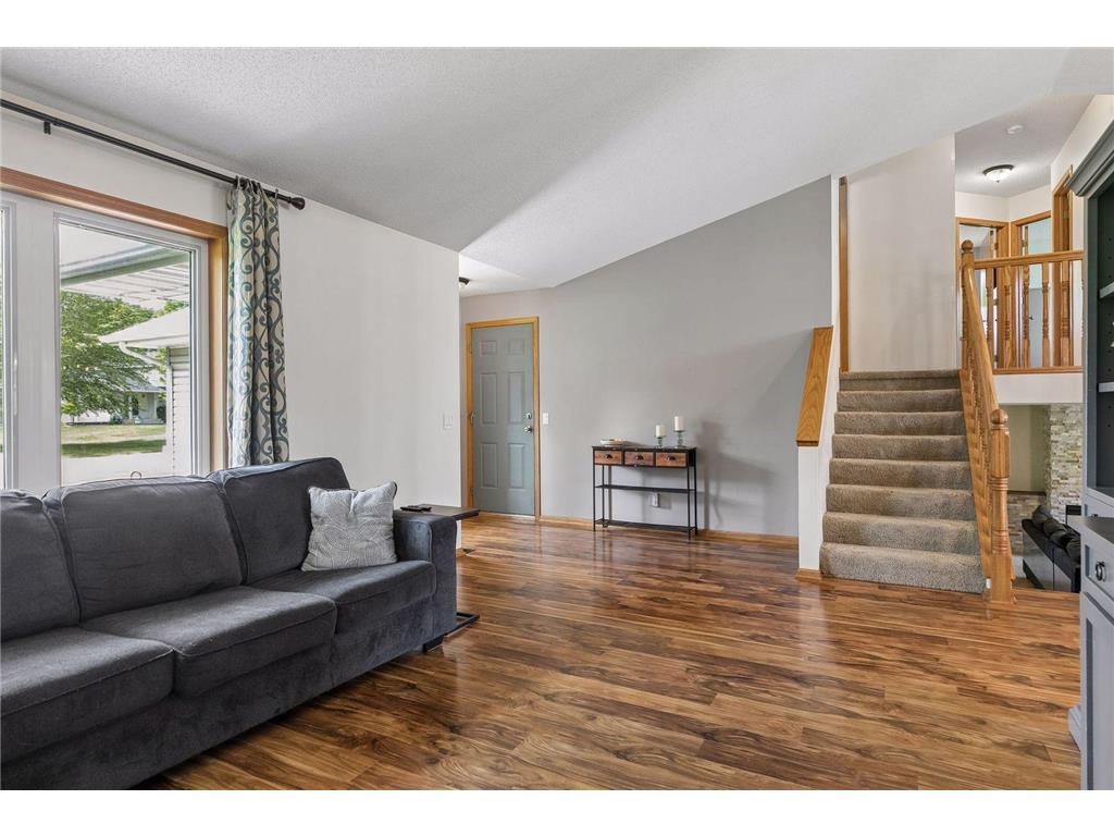 1049 Bonnieview Drive Woodbury MN 55129 7093018 image9