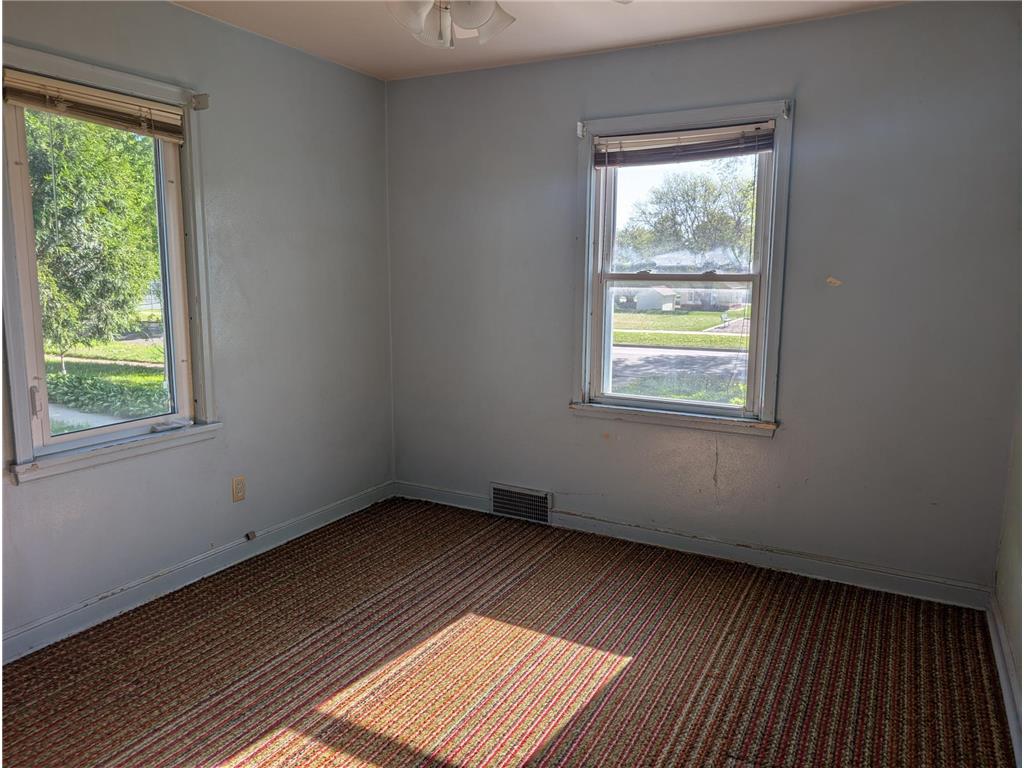 1049 Gorman Avenue West Saint Paul MN 55118 7074986 image11