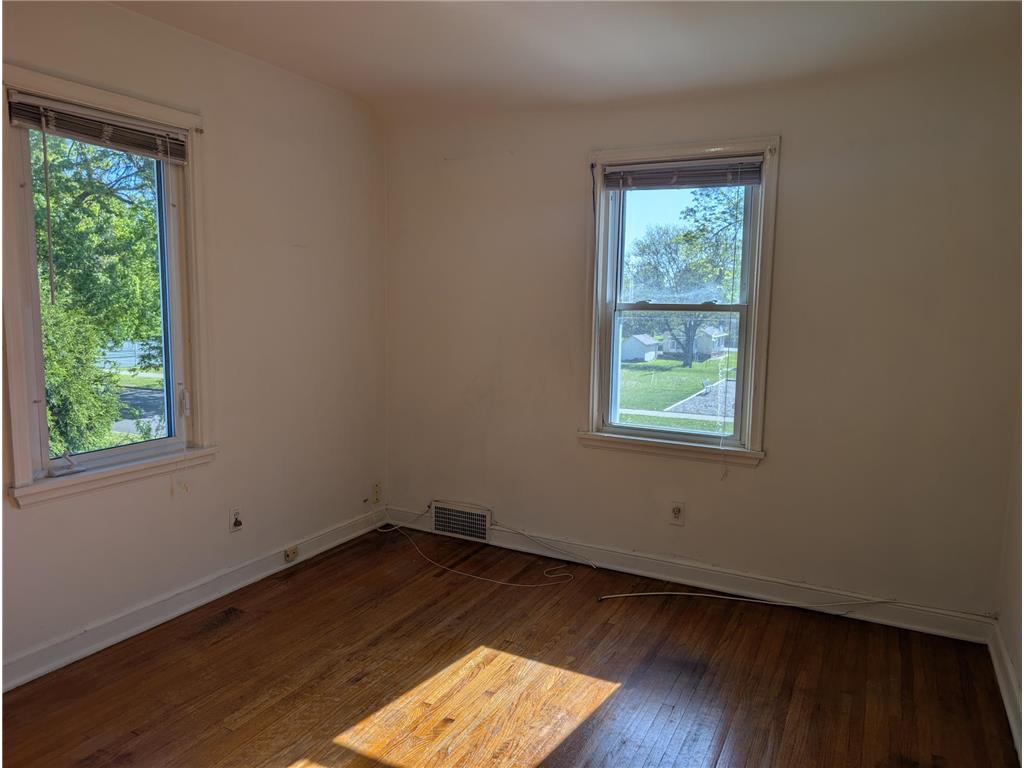 1049 Gorman Avenue West Saint Paul MN 55118 7074986 image17