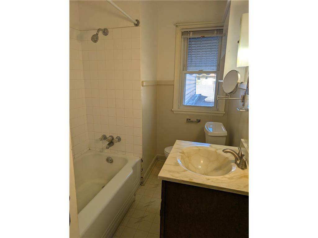 1049 Gorman Avenue West Saint Paul MN 55118 7074986 image19