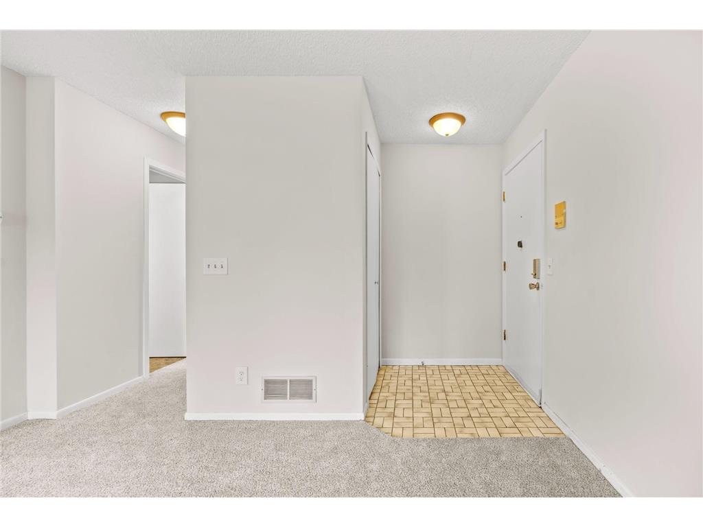 1049 Greenhaven Drive Vadnais Heights MN 55127 7073449 image10