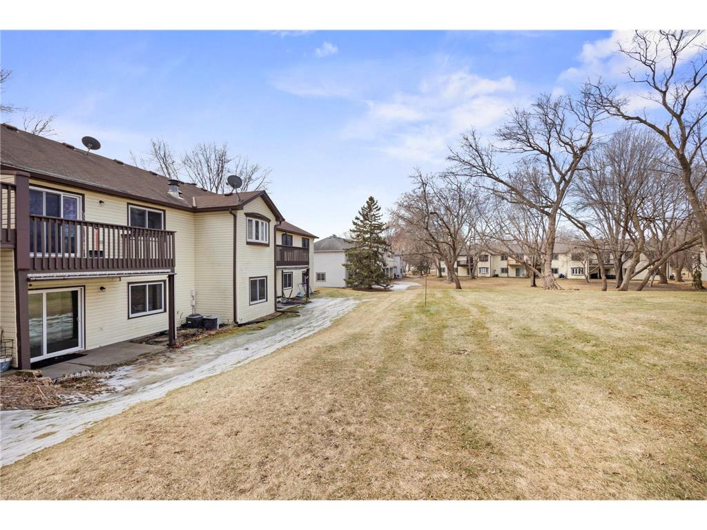 1049 Greenhaven Drive Vadnais Heights MN 55127 7073449 image4