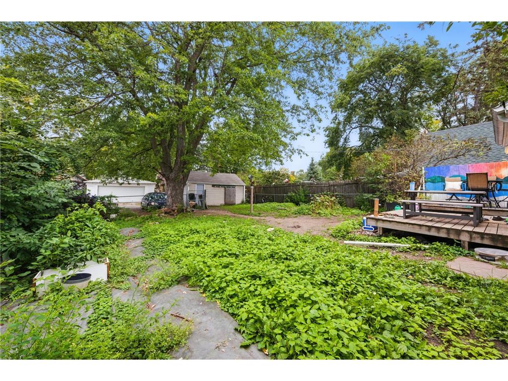 1049 Kent Street Saint Paul MN 55117 6784932 image12