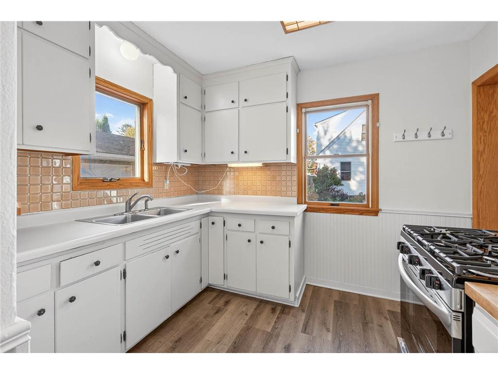 1049 Sterling Street N Maplewood MN 55119 6803116 image13