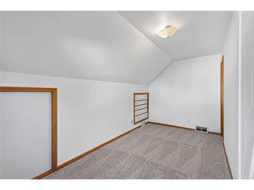 1049 Sterling Street N Maplewood MN 55119 6803116 image19