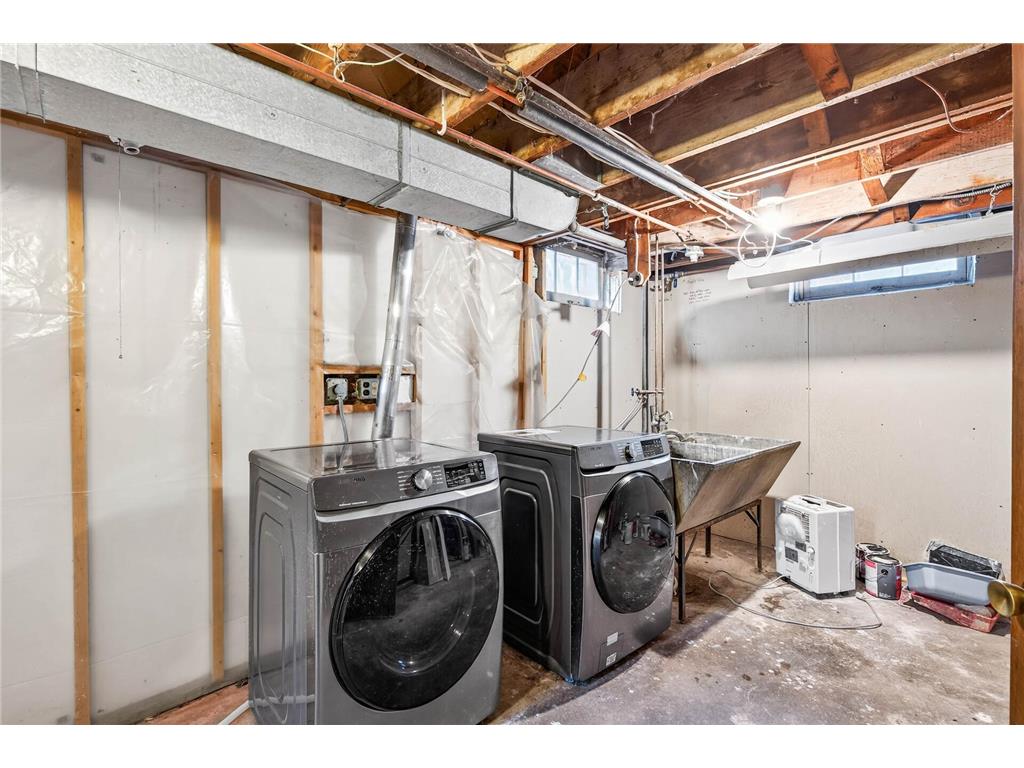 1049 Sterling Street N Maplewood MN 55119 6803116 image26