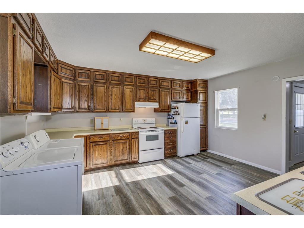 105 10th Street NW Plainview MN 55964 6777315 image4