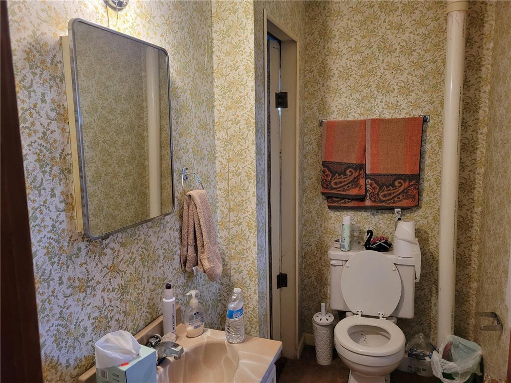 105 2nd Street N Karlstad MN 56732 7025507 image4