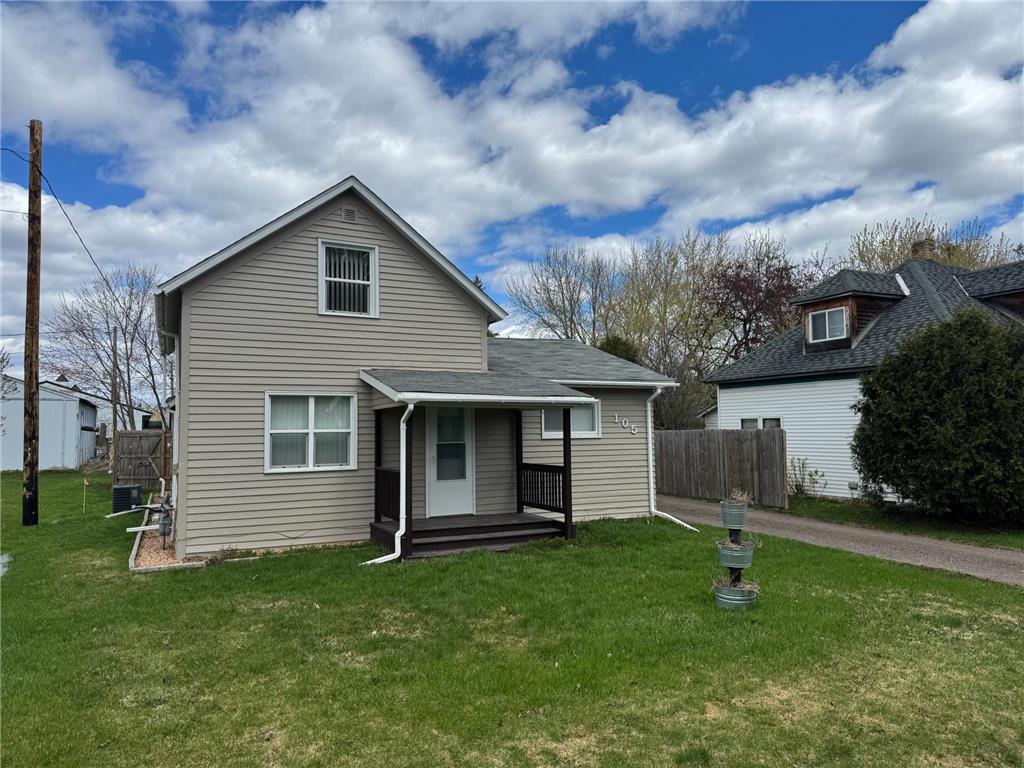 105 3rd Street SE Hinckley MN 55037 7045894 image1