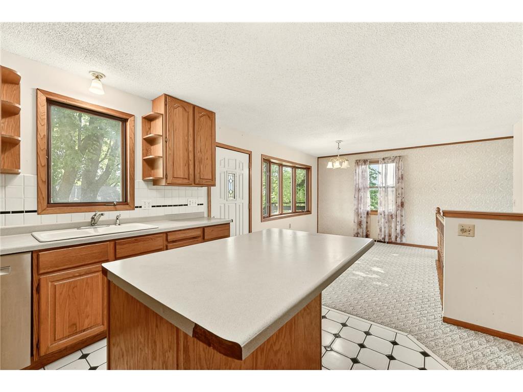 105 6th Avenue NW Dodge Center MN 55927 7081618 image17