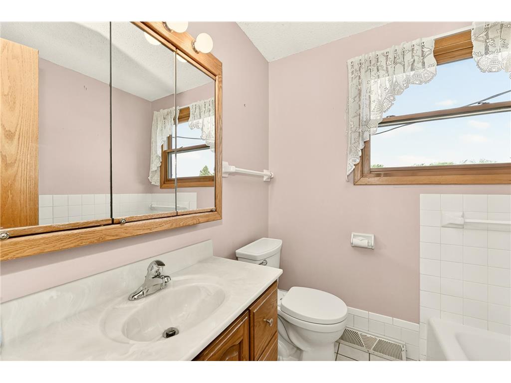 105 6th Avenue NW Dodge Center MN 55927 7081618 image21