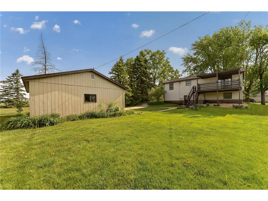 105 6th Avenue NW Dodge Center MN 55927 7081618 image3