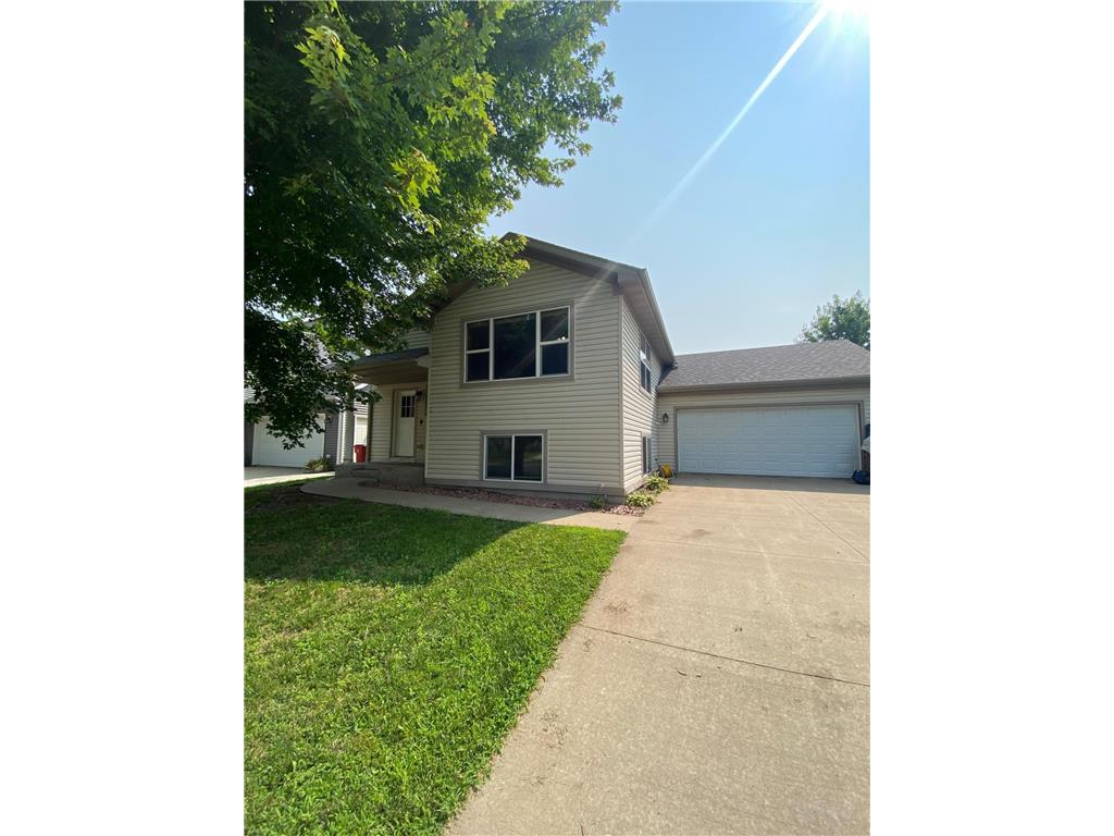 105 8th Street NE Plainview MN 55964 6574894 image1