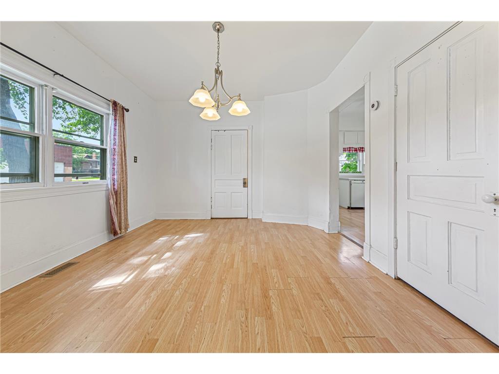 105 Ash Avenue SW Montgomery MN 56069 7100335 image14