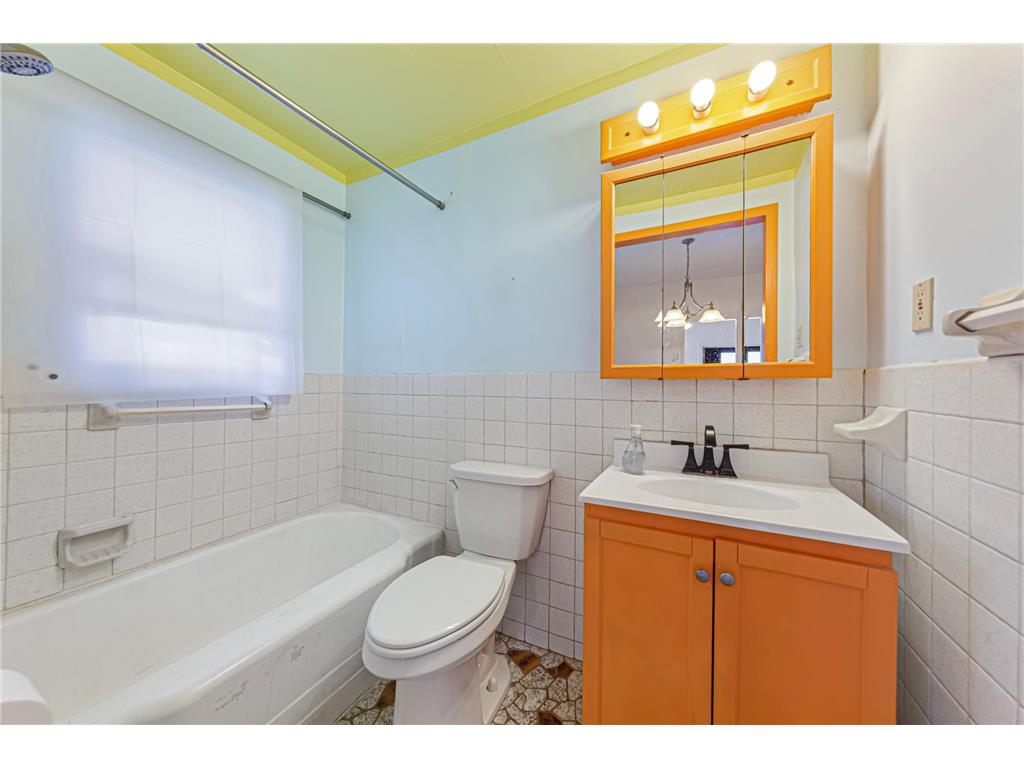 105 Ash Avenue SW Montgomery MN 56069 7100335 image21