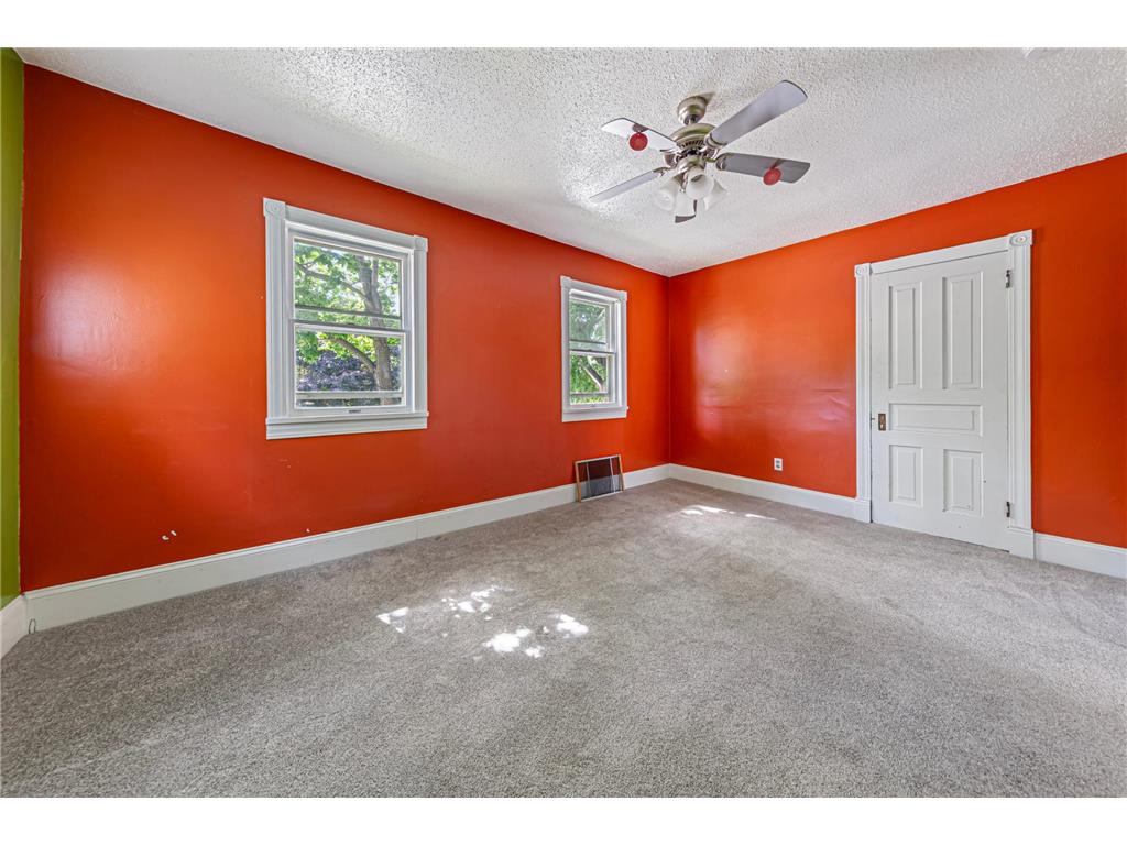 105 Ash Avenue SW Montgomery MN 56069 7100335 image32