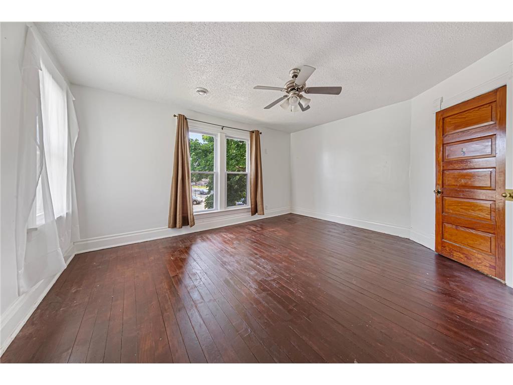 105 Ash Avenue SW Montgomery MN 56069 7100335 image33