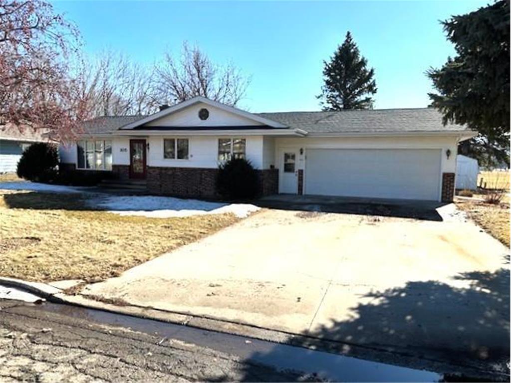 105 Buckeye Drive Montevideo MN 56265 7022155 image1