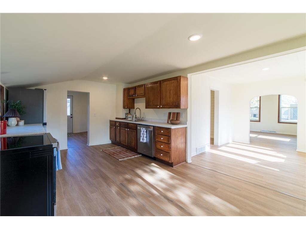 105 Commercial Avenue N Sandstone MN 55072 7066546 image14
