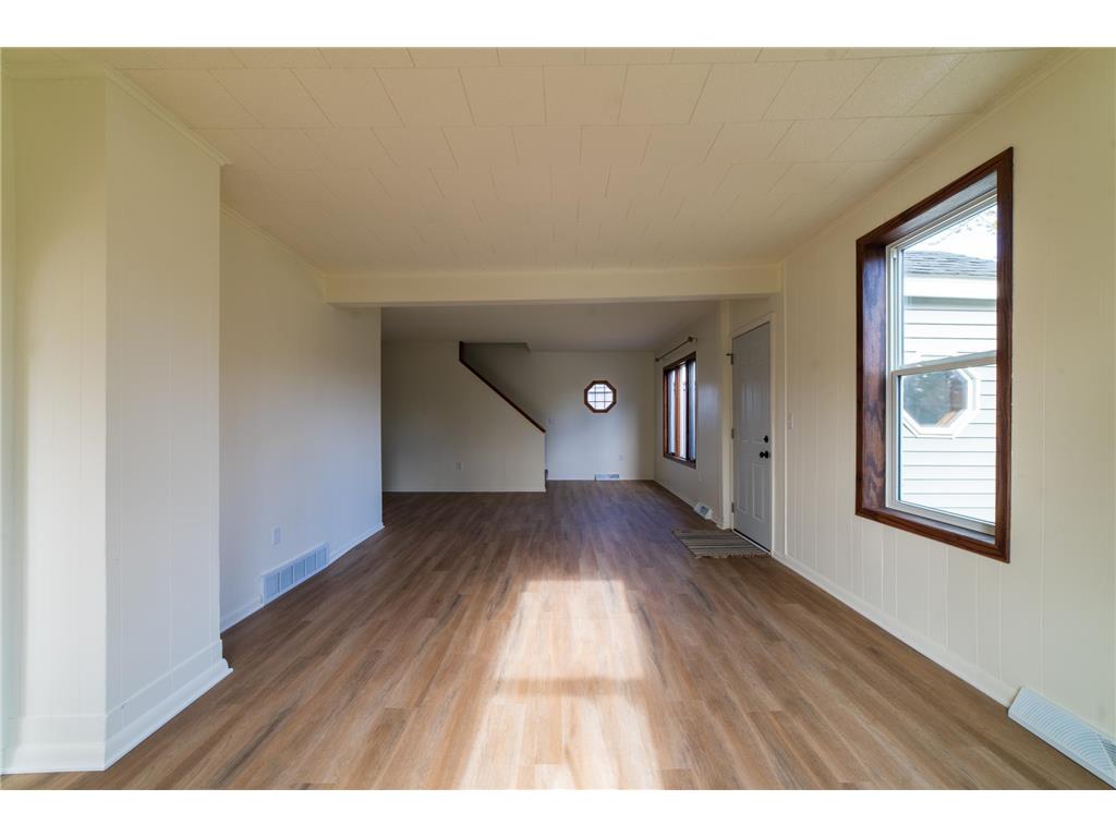 105 Commercial Avenue N Sandstone MN 55072 7066546 image39