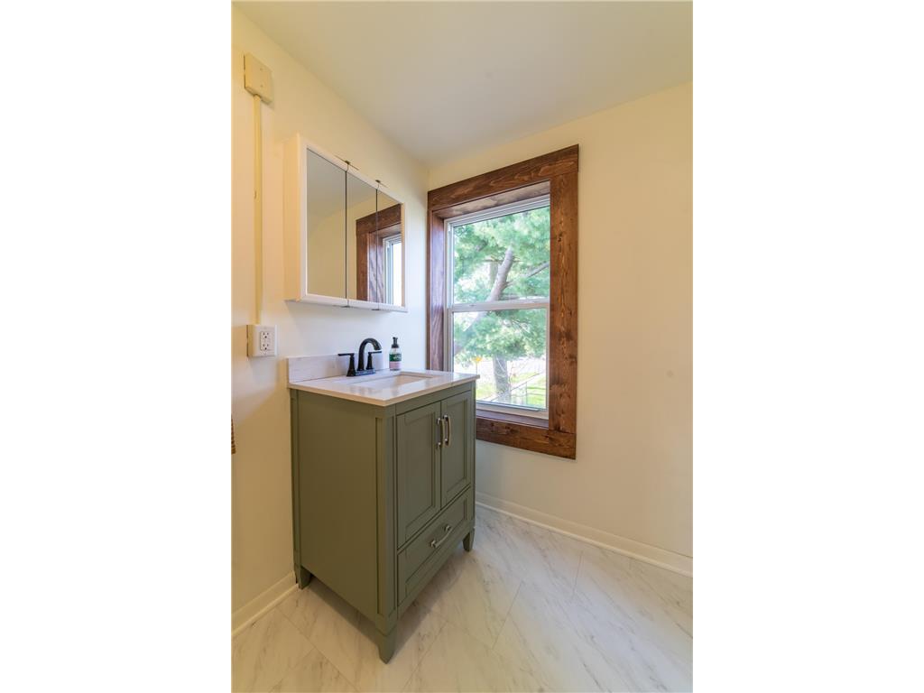 105 Commercial Avenue N Sandstone MN 55072 7066546 image45
