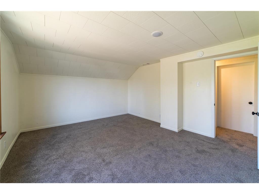 105 Commercial Avenue N Sandstone MN 55072 7066546 image54