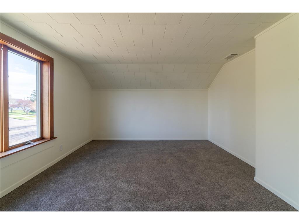 105 Commercial Avenue N Sandstone MN 55072 7066546 image56