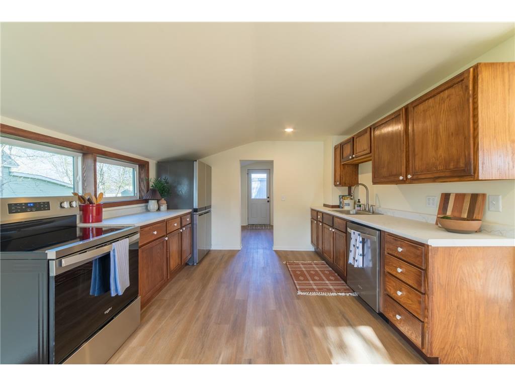 105 Commercial Avenue N Sandstone MN 55072 7066546 image9