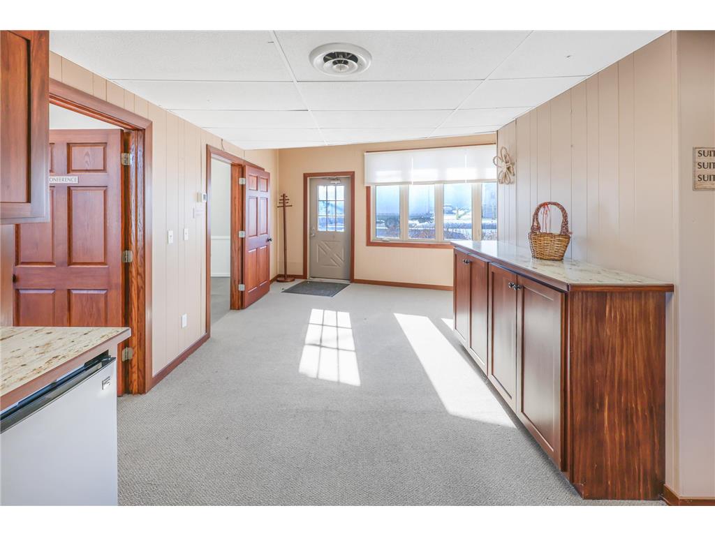 105 E Depot Street Litchfield MN 55355 7017050 image1