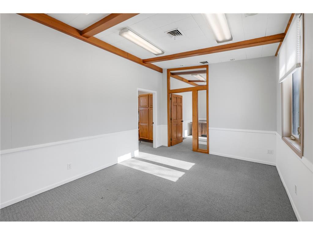 105 E Depot Street Litchfield MN 55355 7017050 image10