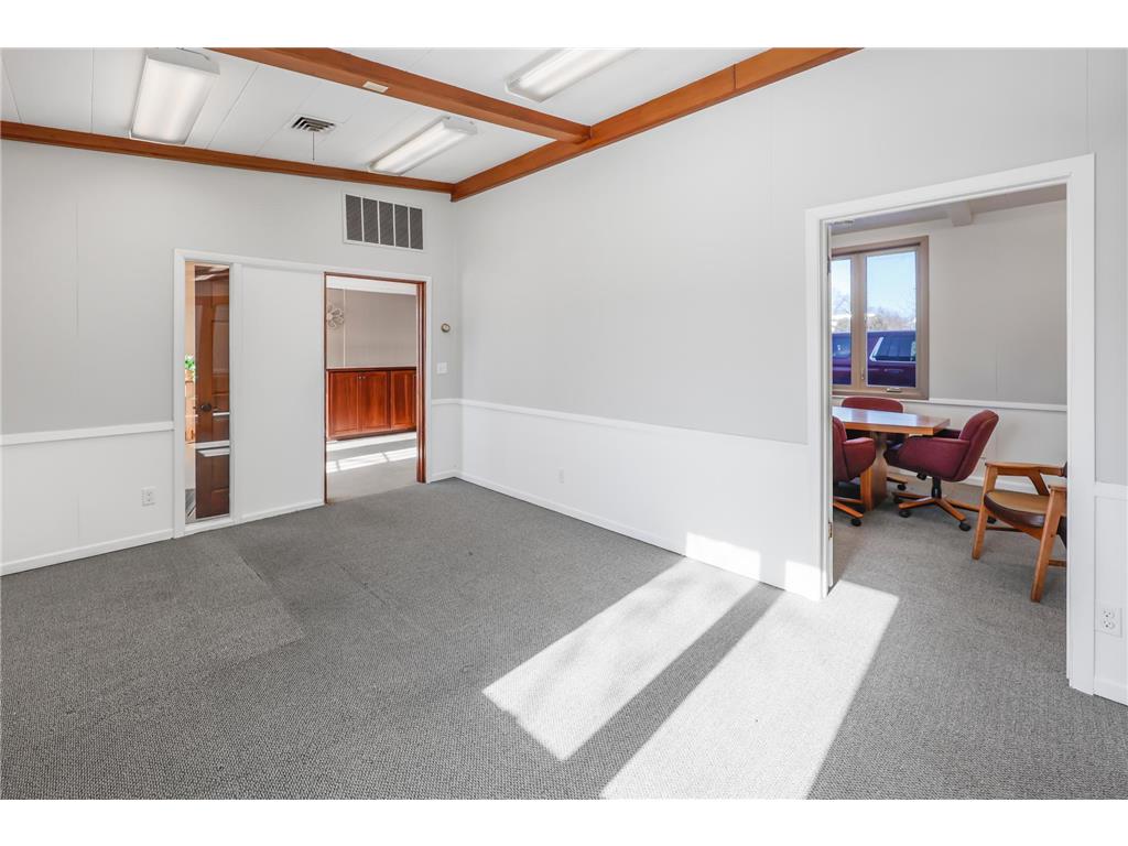 105 E Depot Street Litchfield MN 55355 7017050 image11