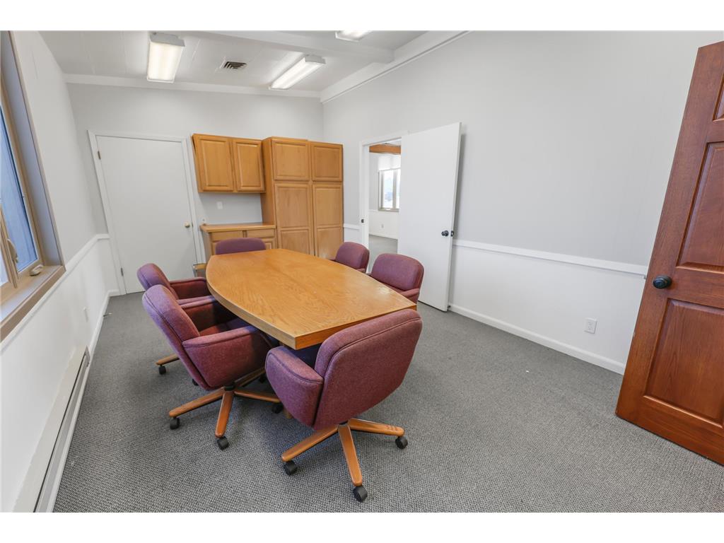 105 E Depot Street Litchfield MN 55355 7017050 image16