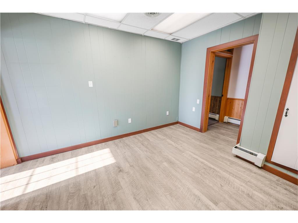 105 E Depot Street Litchfield MN 55355 7017050 image25