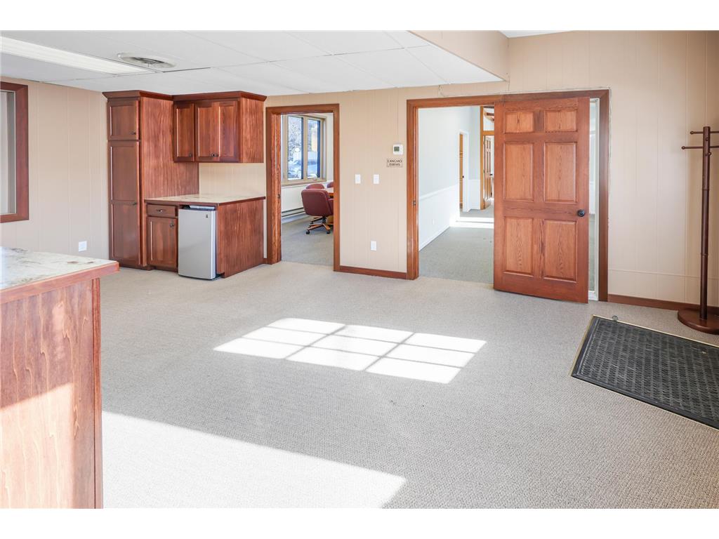 105 E Depot Street Litchfield MN 55355 7017050 image4