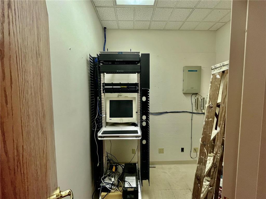 105 E Lincoln Avenue Fergus Falls MN 56537 6636847 image12