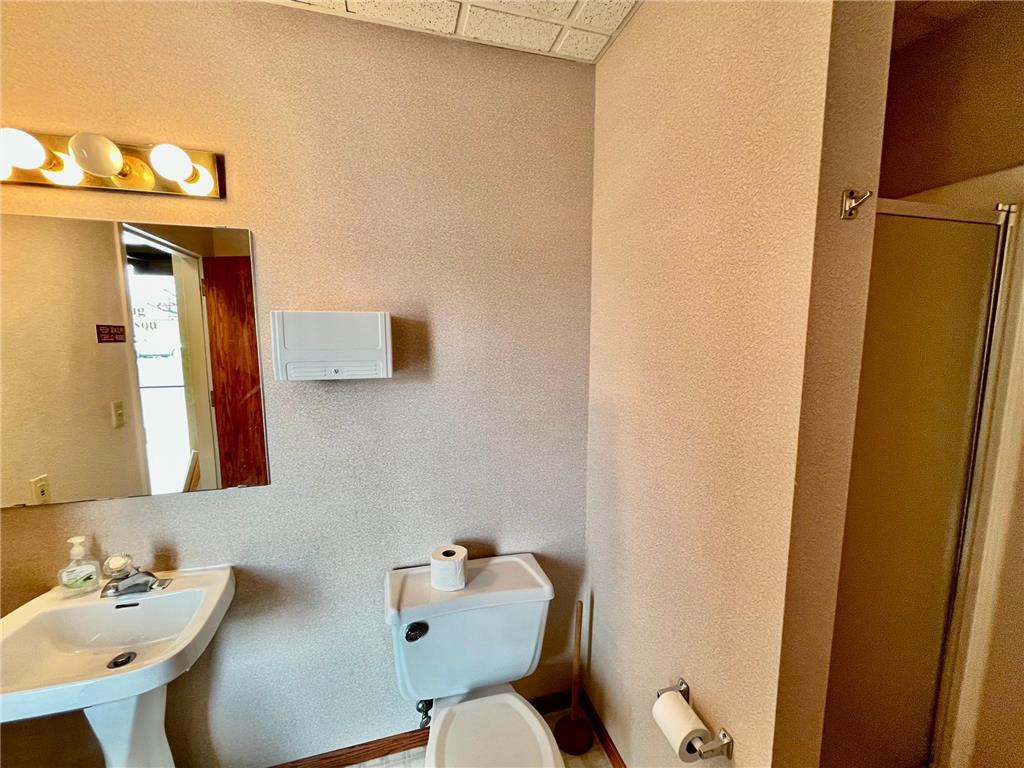 105 E Lincoln Avenue Fergus Falls MN 56537 6636847 image21