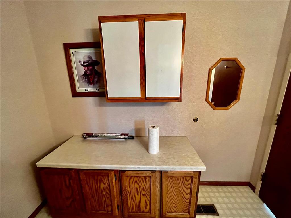 105 E Lincoln Avenue Fergus Falls MN 56537 6636847 image23